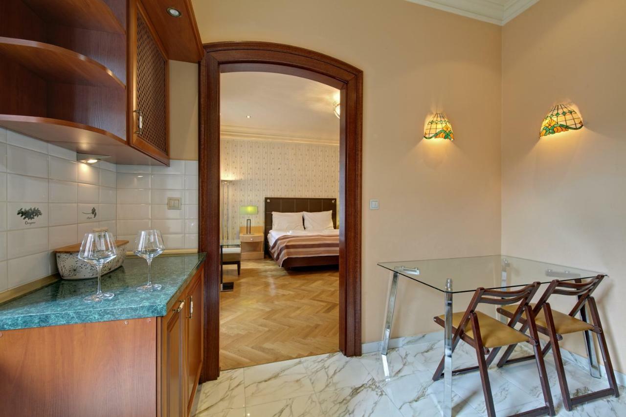 Apartamenty Tessa Jagiellonska Κατοβίτσε Εξωτερικό φωτογραφία